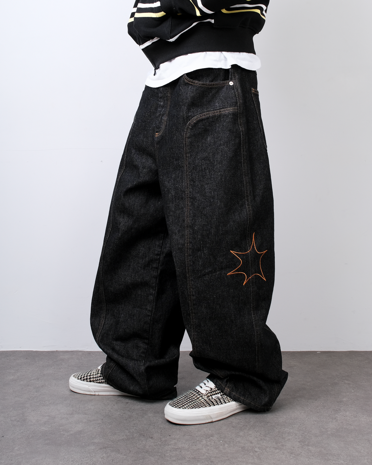 RAW BLACK PANEL DENIM