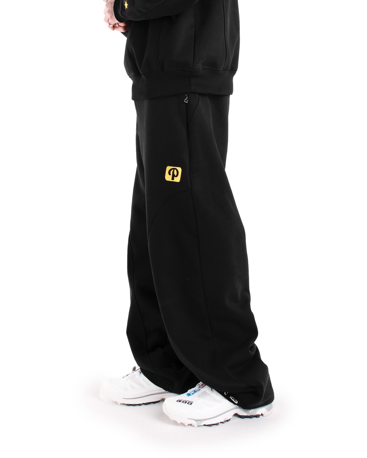 BLACK PANEL SPORT SWEATS