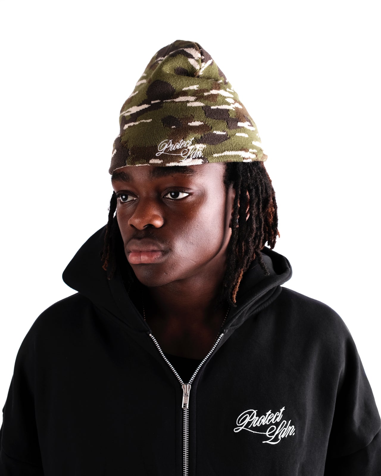 CAMO SCRIPT BEANIE