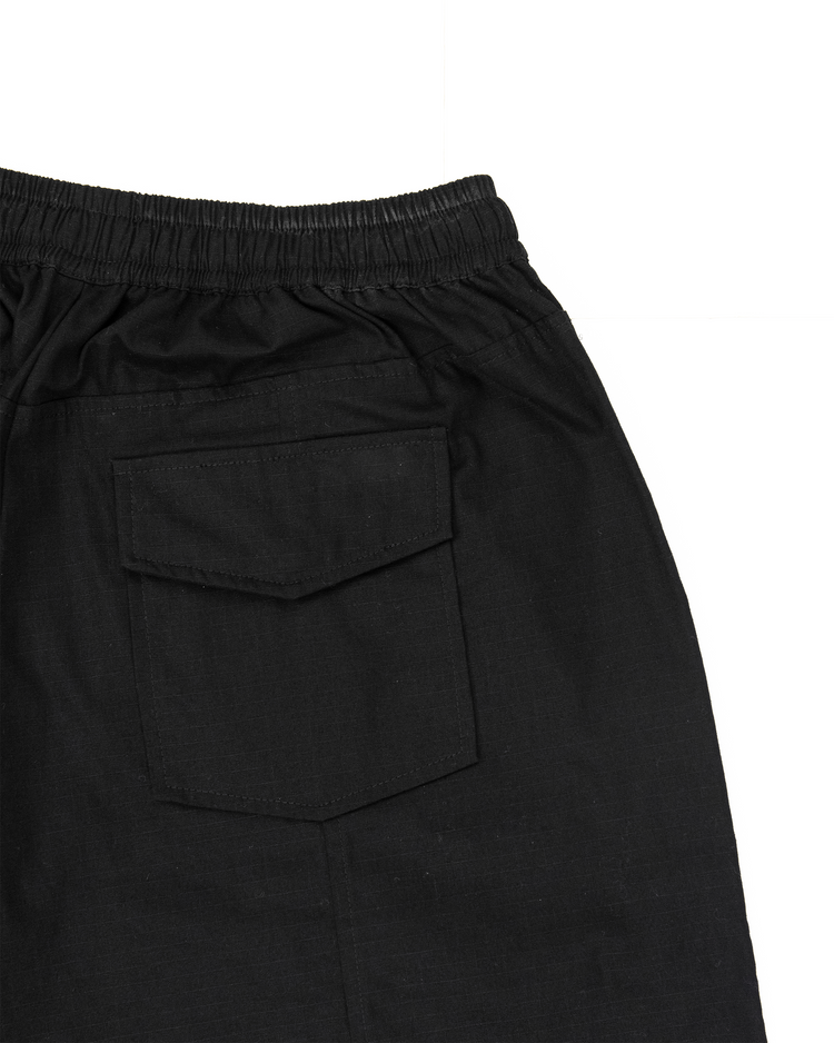BLACK RIPSTOP SHORTS