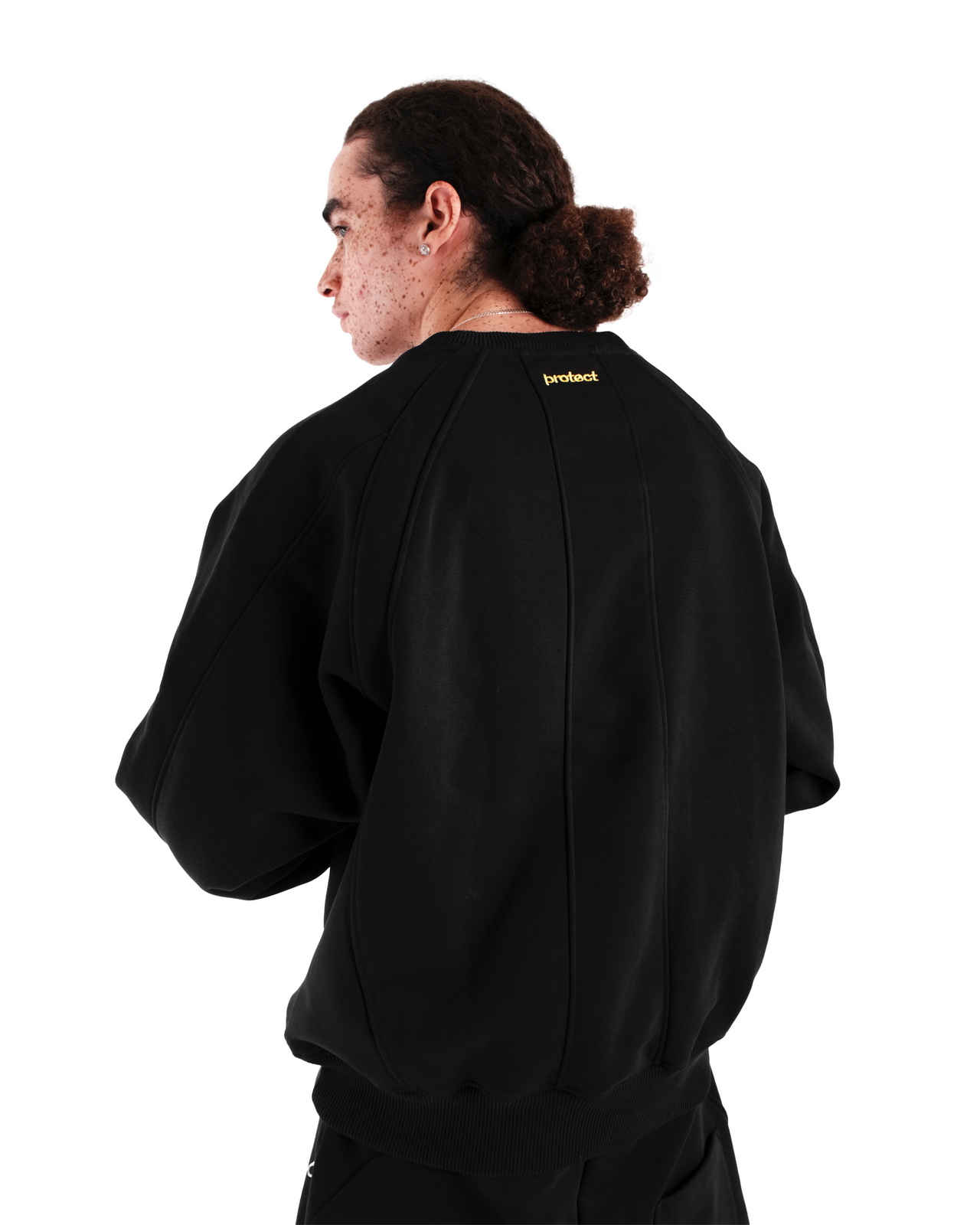BLACK PANEL SPORT CREWNECK