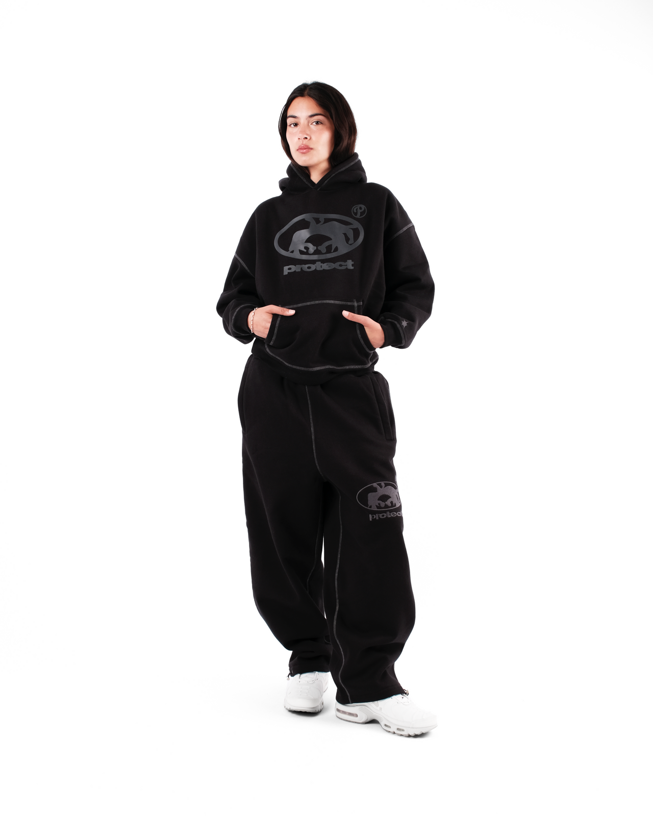 BLACKOUT BRUDDA HOODIE