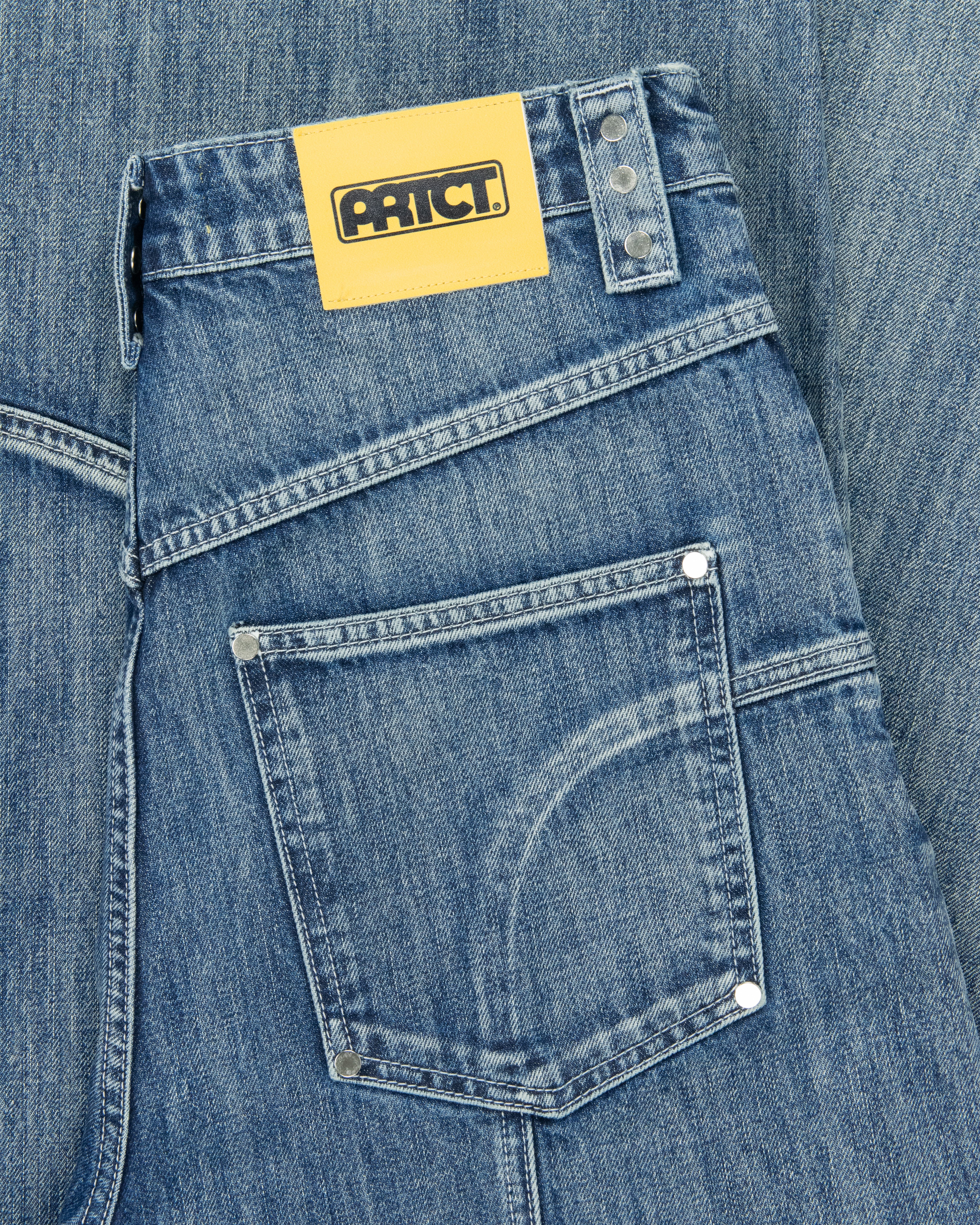 STUDDED '03 DENIM - Protect