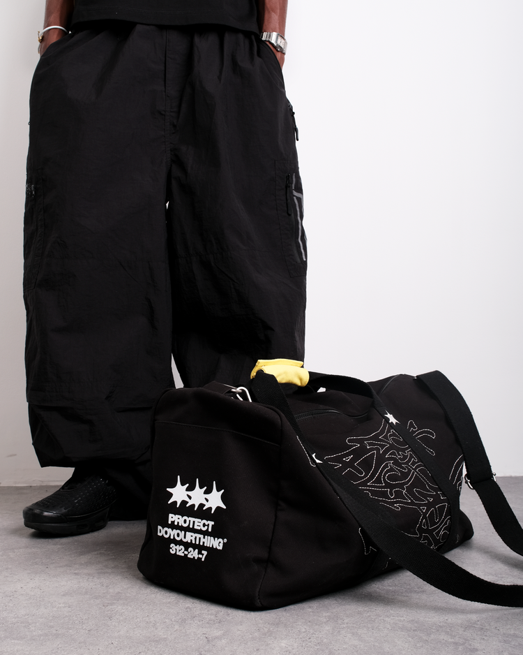 BLACK GRAFF SPORTS DUFFLE
