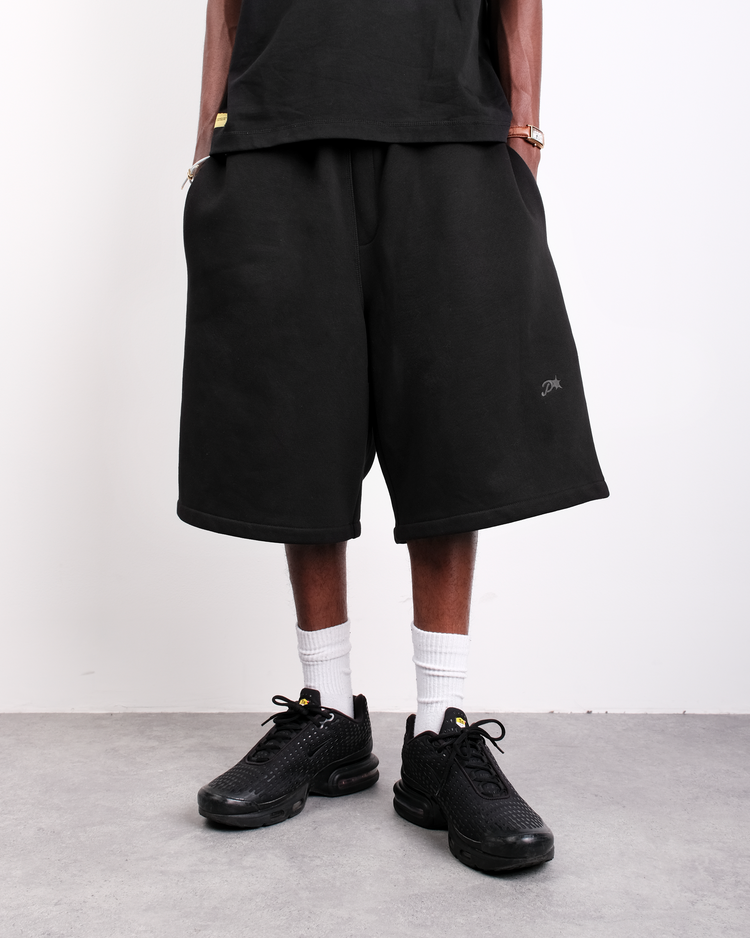 BLACK DAY2DAY SWEAT SHORTS