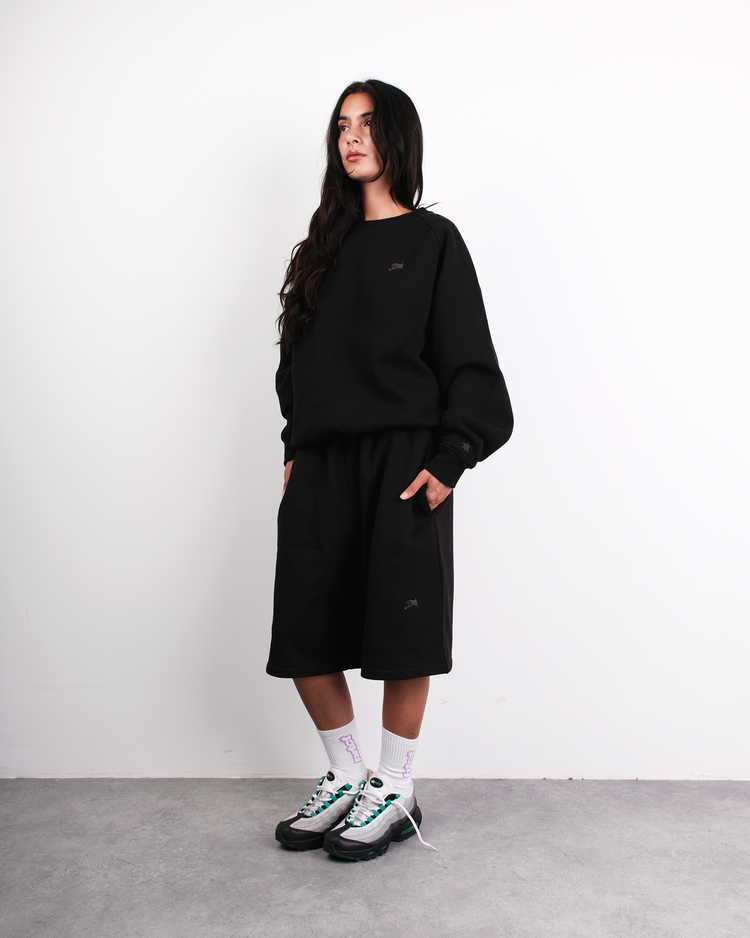 BLACK DAY2DAY CREWNECK